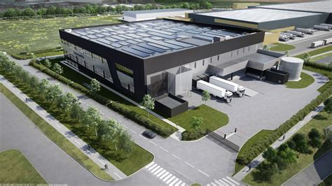 luxottica warehouse